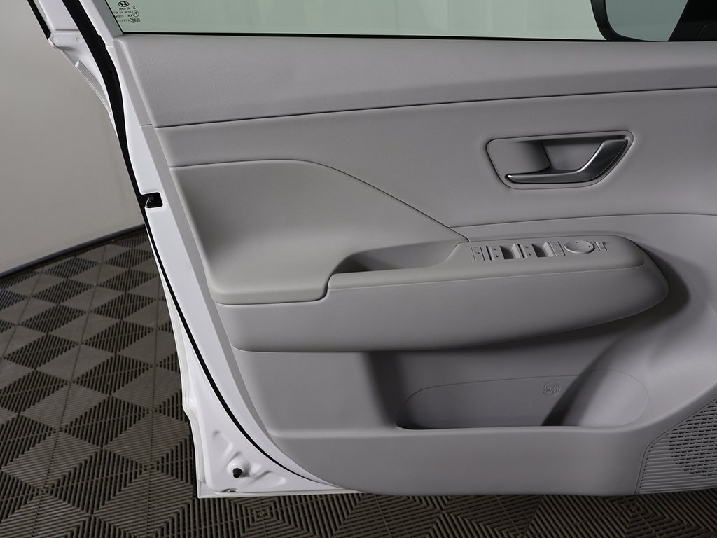 2024 Hyundai Kona Limited photo 20