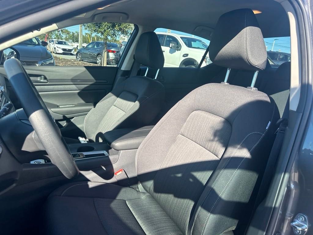 2025 Nissan Altima 2.5 S photo 16
