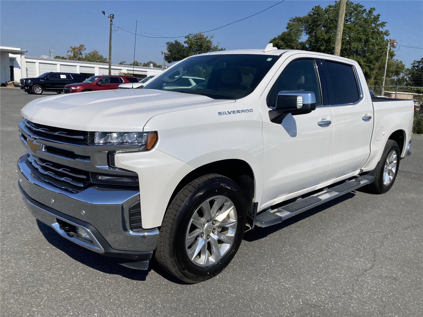 2021 Chevrolet Silverado 1500 LTZ photo 2