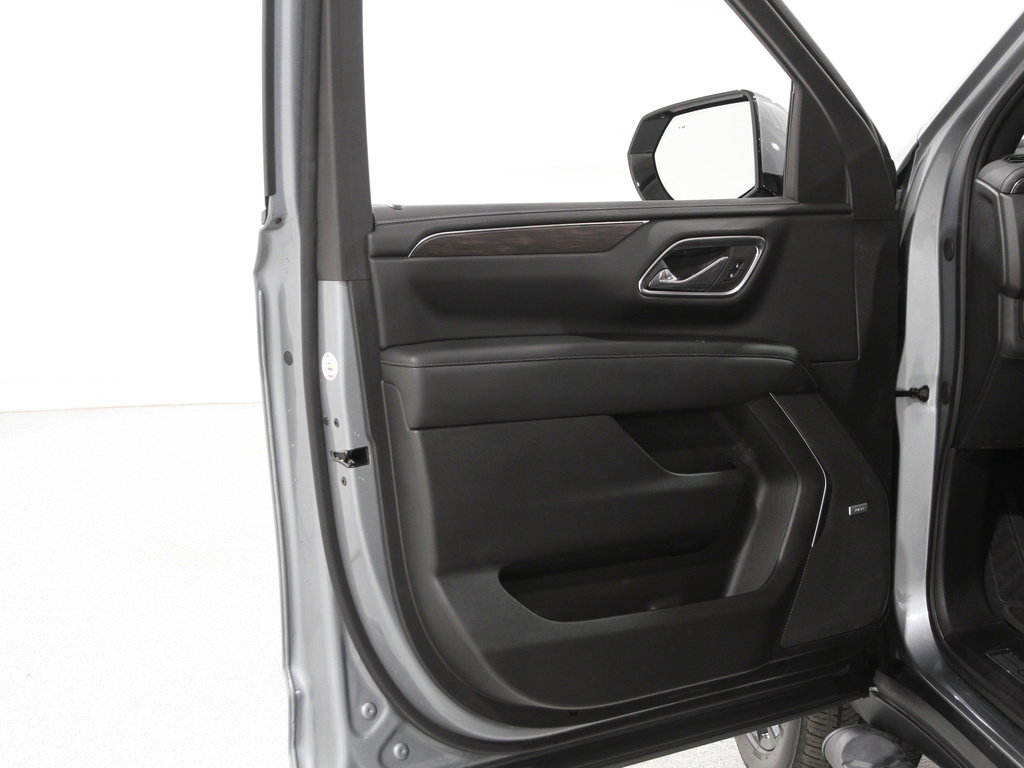 2023 Chevrolet Tahoe Z71 photo 4