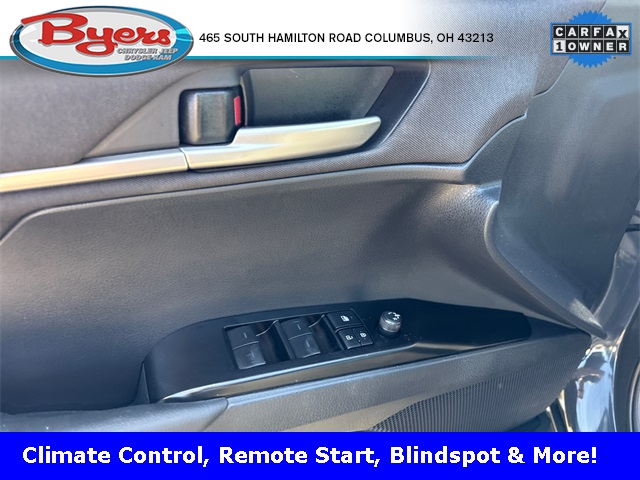 2025 Toyota Camry LE photo 11