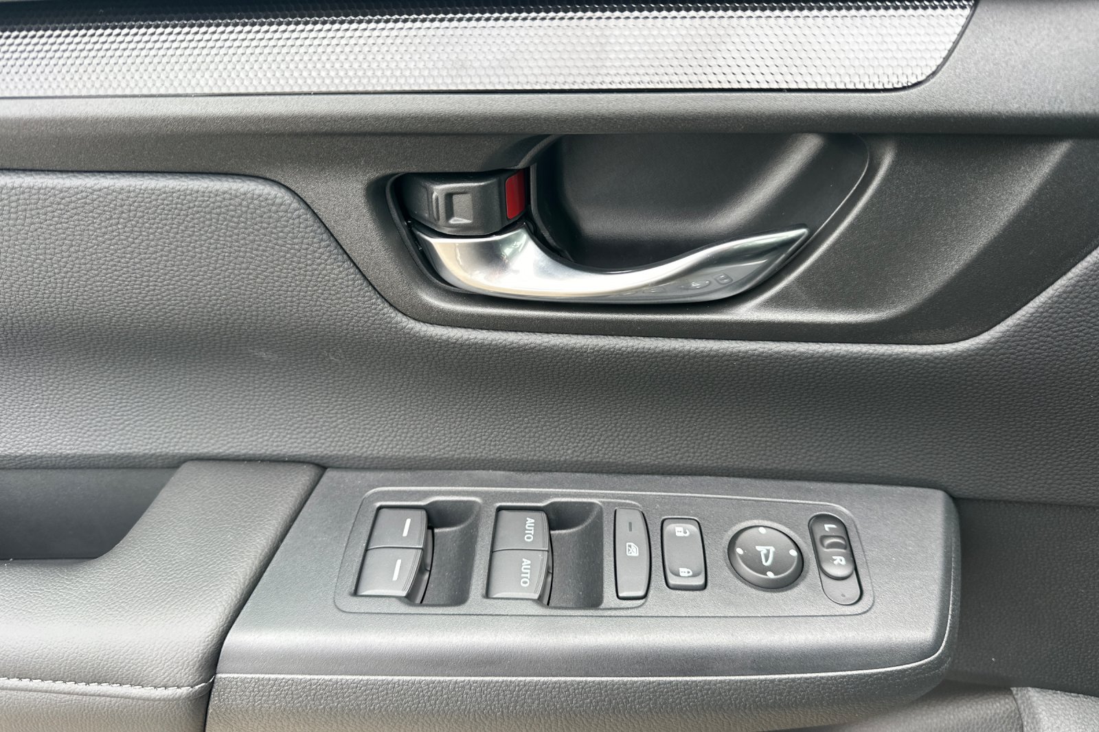 2026 Honda CR-V EX photo 10