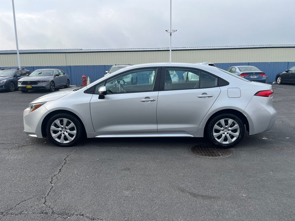 Used 2023 Toyota Corolla LE with VIN 5YFB4MDE4PP056307 for sale in Kansas City