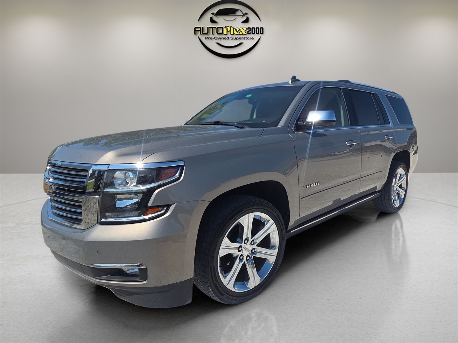 2019 Chevrolet Tahoe Premier photo 3