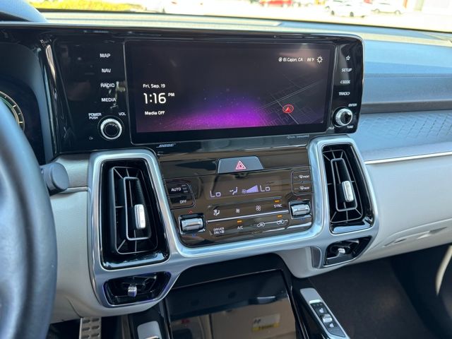 2023 Kia Sorento Hybrid SX Prestige photo 9