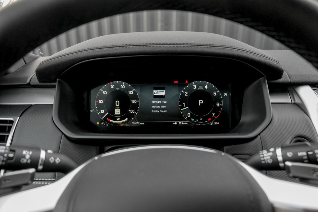 2025 Land Rover Discovery SE photo 10