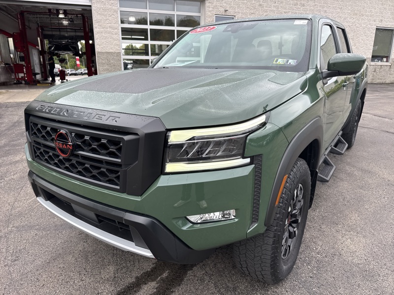 2023 Nissan Frontier PRO-4X Crew Cab photo 6