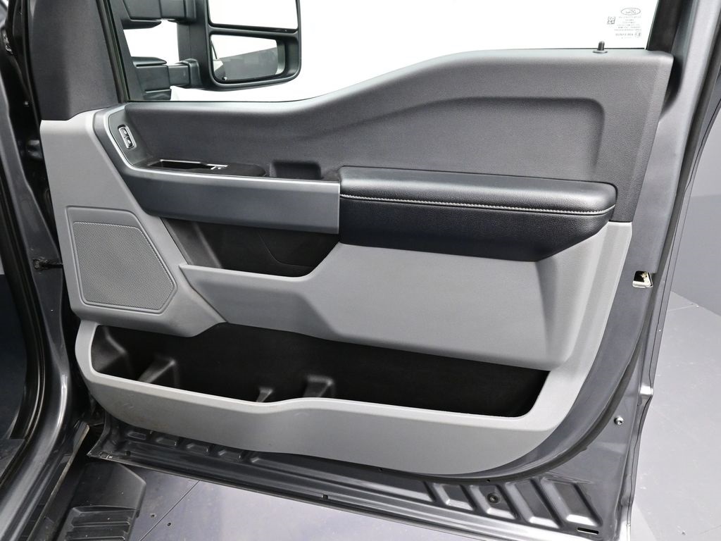 2024 Ford F-250 photo 19