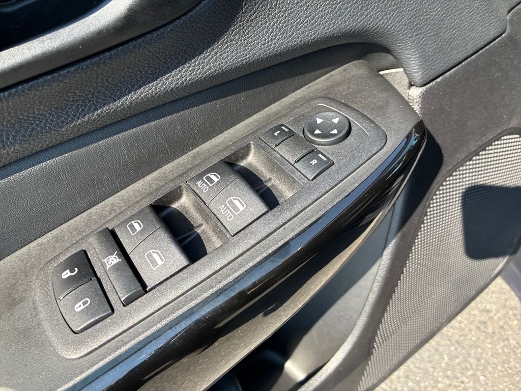2023 Jeep Cherokee Altitude photo 11