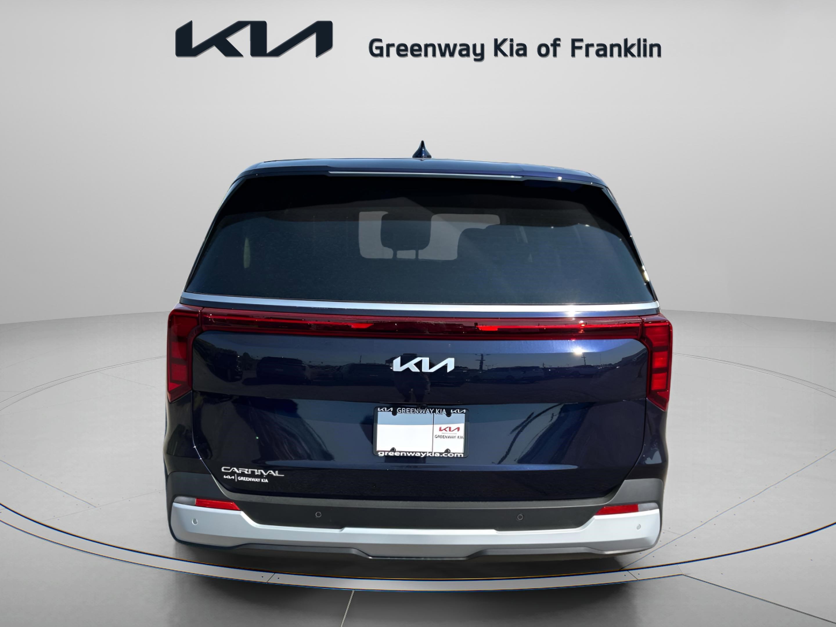 2026 Kia Carnival LX photo 6