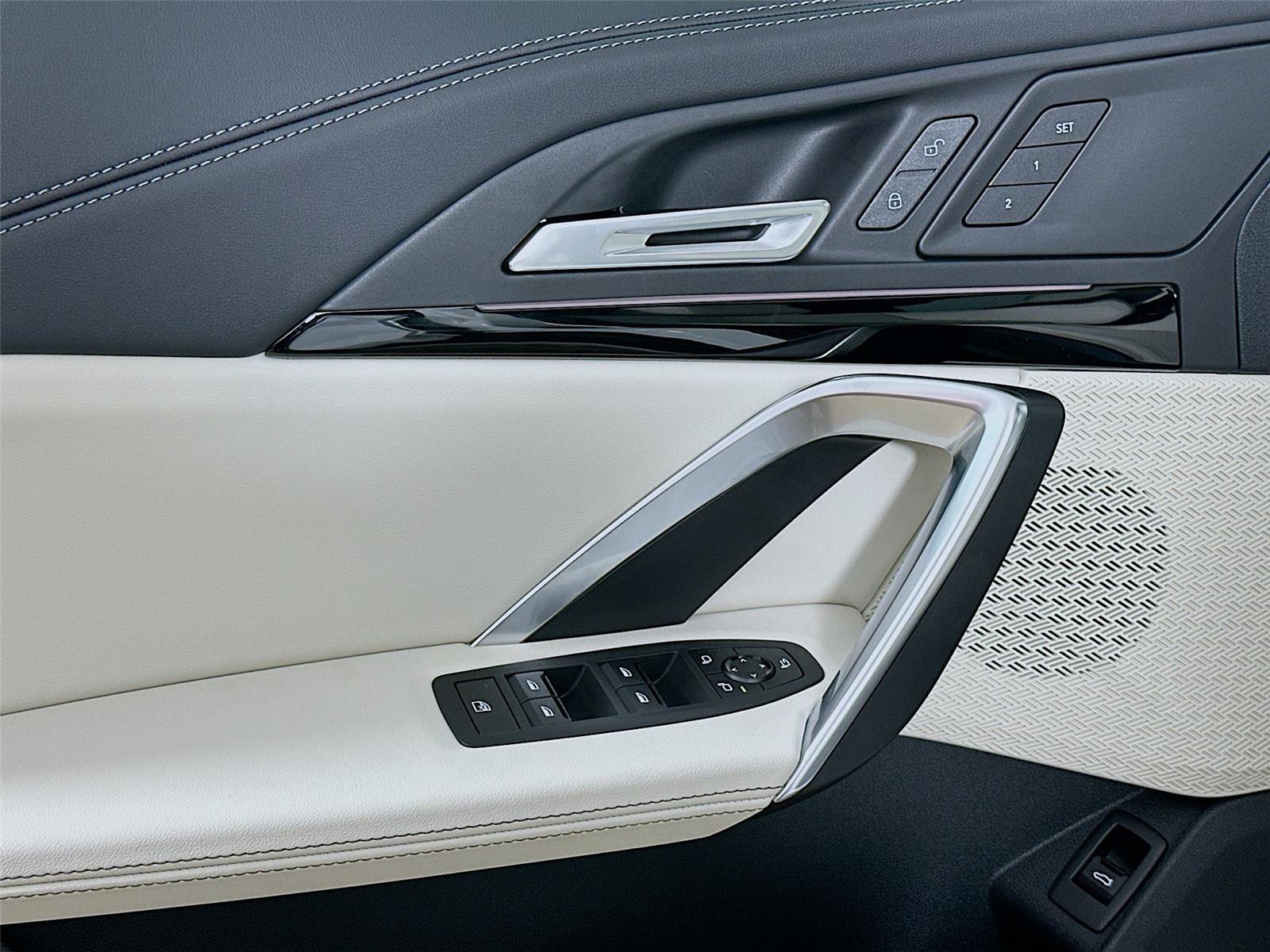 2026 Bmw X1 XDrive28i photo 17