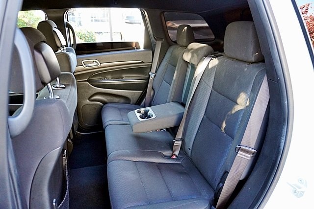 Used 2021 White Jeep Laredo E image 15