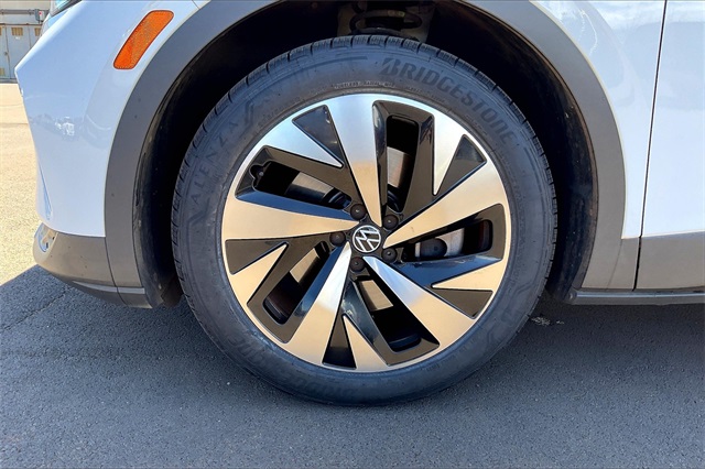 2022 Volkswagen ID.4 Pro S photo 9