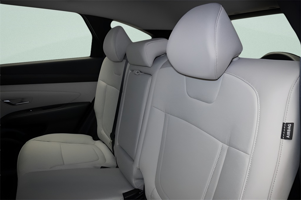 2025 Hyundai Tucson SE photo 5