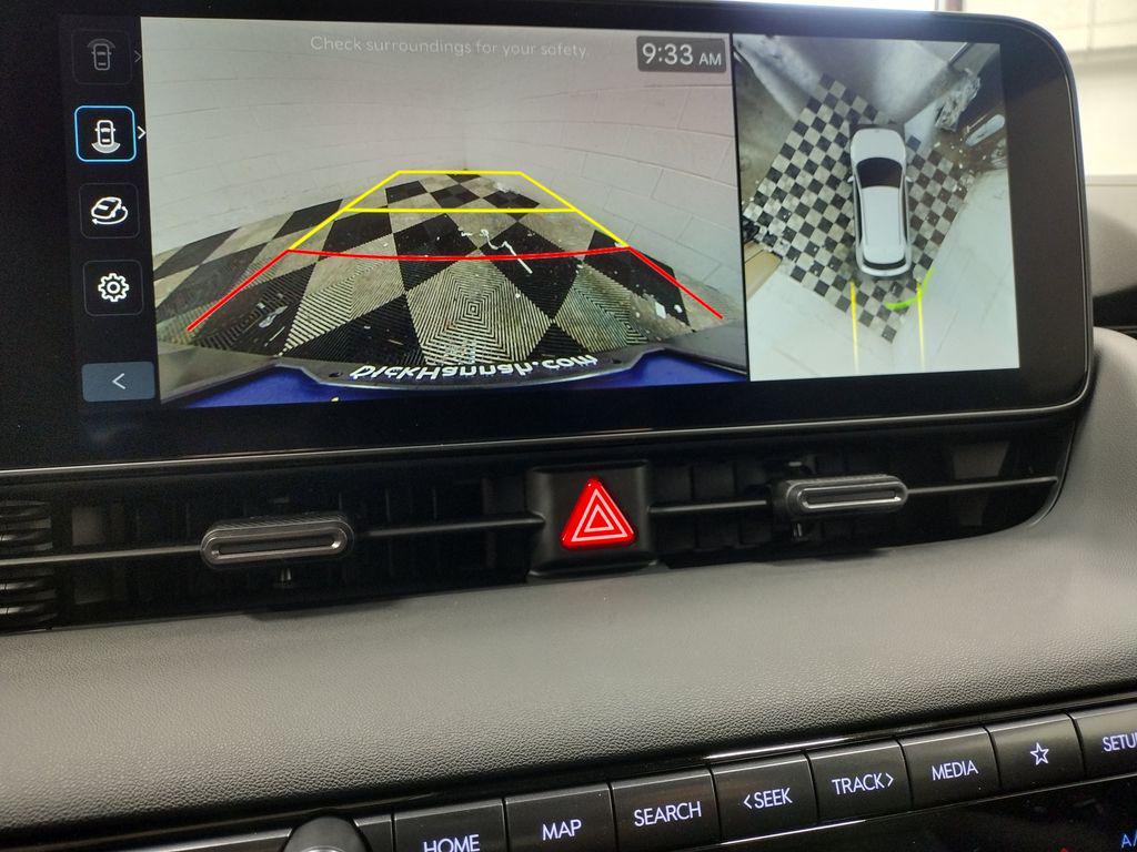 2025 Hyundai Ioniq 5 photo 8