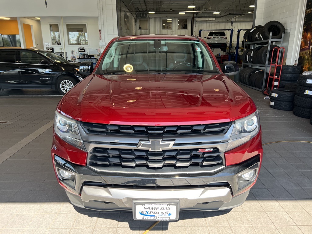 2021 Chevrolet Colorado Z71 photo 2