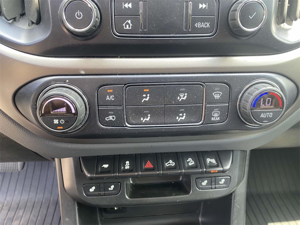2020 Chevrolet Colorado Z71 photo 23