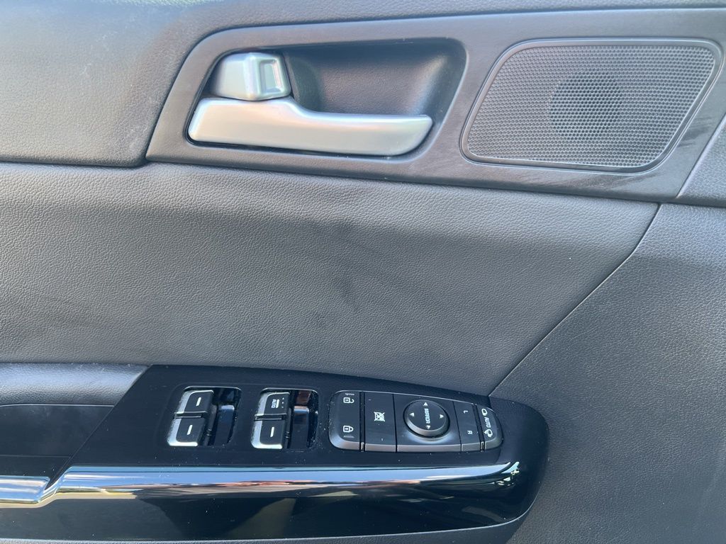 2022 Kia Sportage Nightfall Edition photo 10