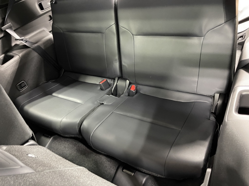 2025 Mitsubishi Outlander SE photo 26