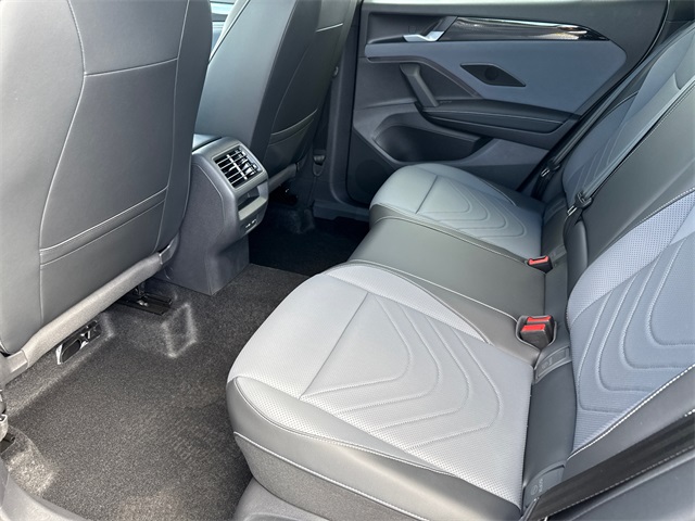 2025 Volkswagen Tiguan SE R-Line Black photo 26