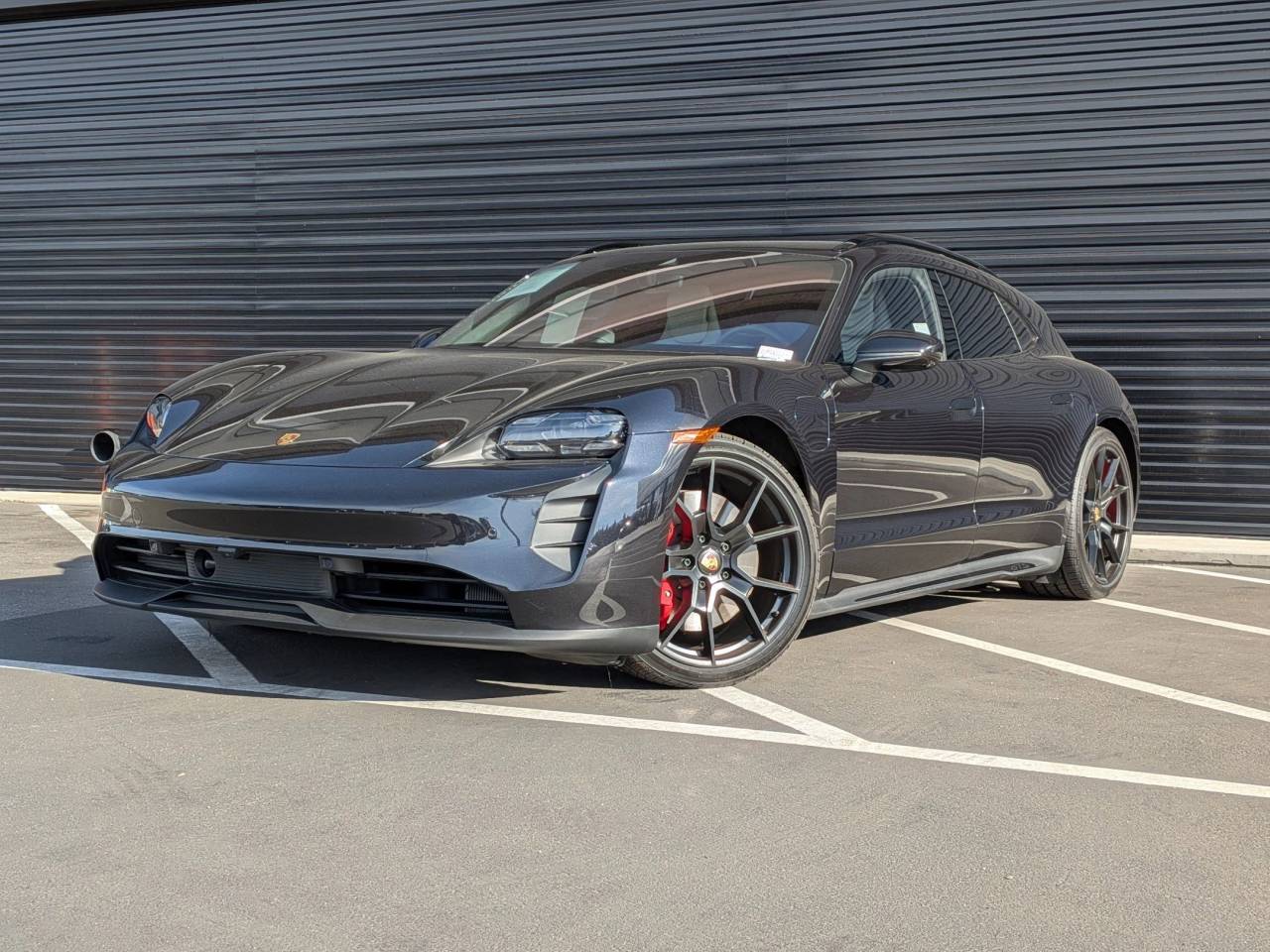 2024 Porsche Taycan GTS's photo