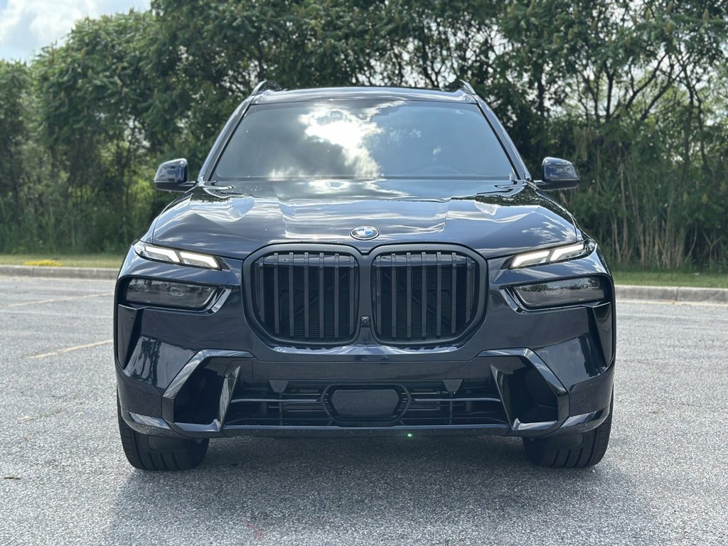 New 2026 Carbon Black Metallic BMW xDrive40i image 2