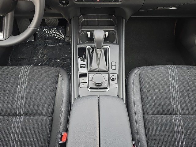 2025 Mazda CX-50 Preferred photo 14