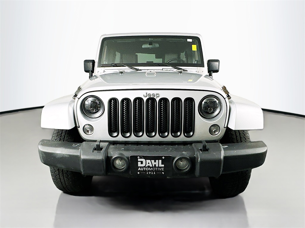 2007 Jeep Wrangler Unlimited Sahara photo 2