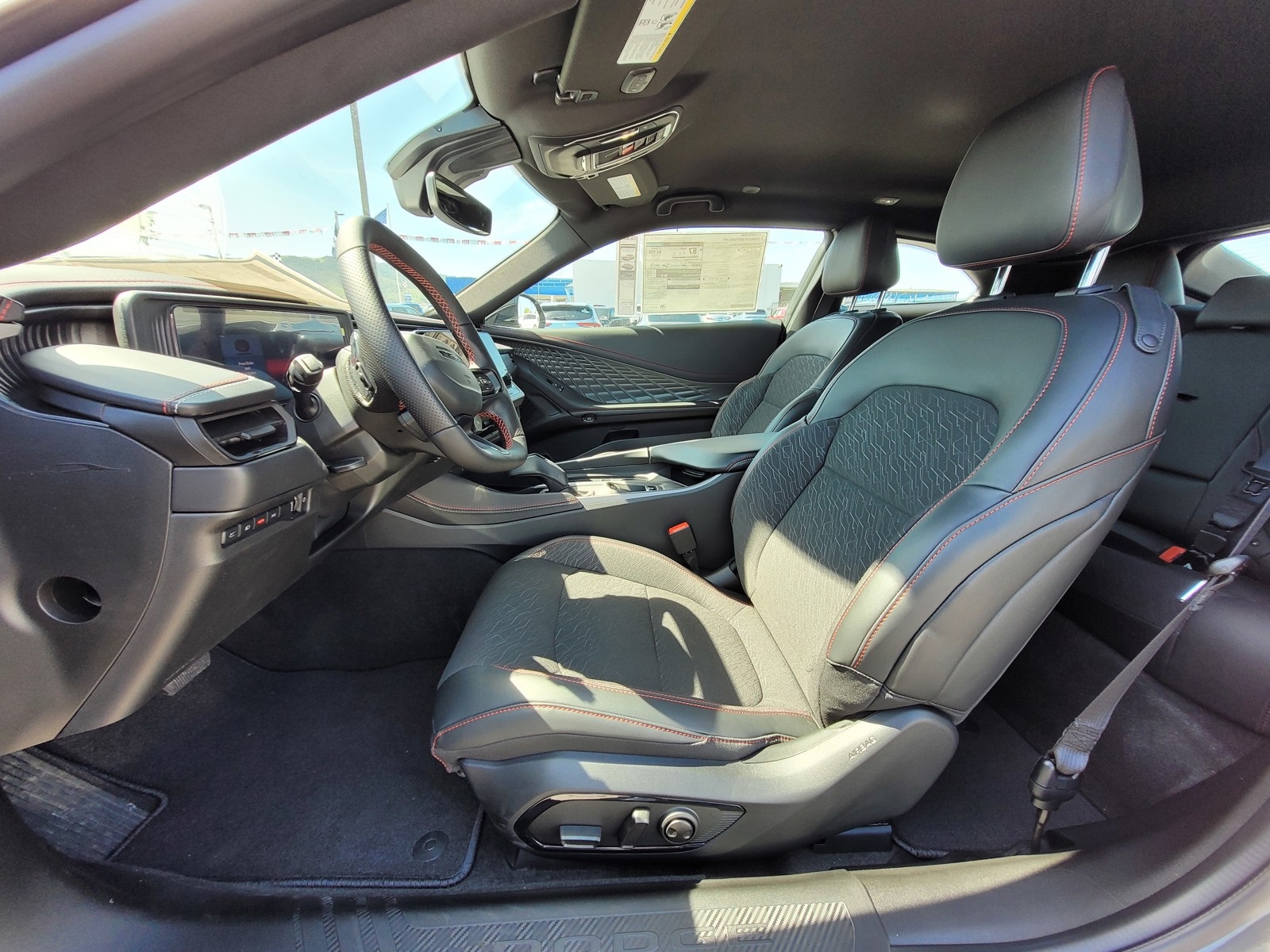 2025 Dodge Charger R/T photo 10