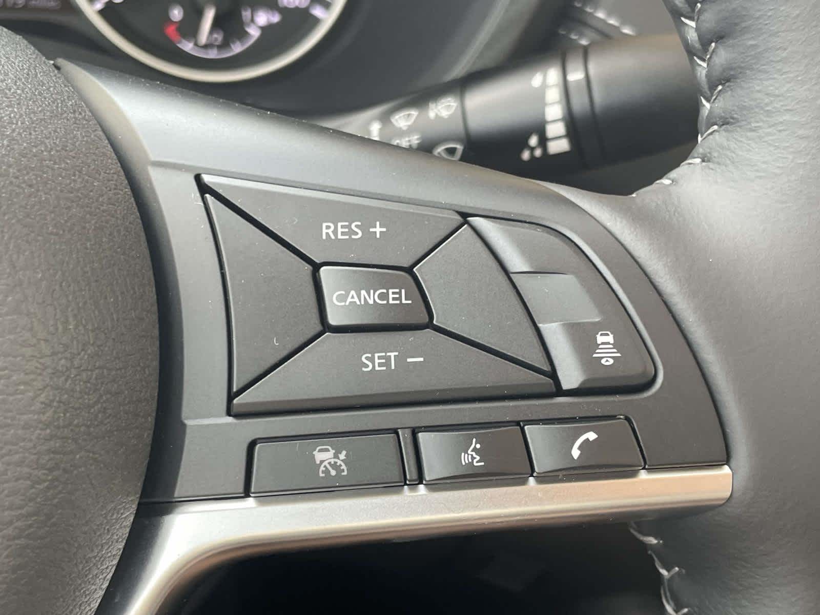 2025 Nissan Sentra SV photo 29