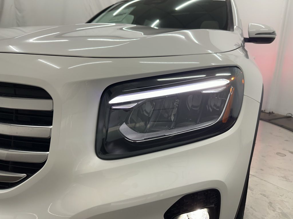 2026 Mercedes Benz GLB 250 4MATIC photo 29