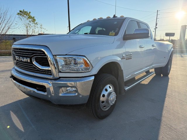 2017 RAM Ram 3500 Pickup Laramie Limited's photo