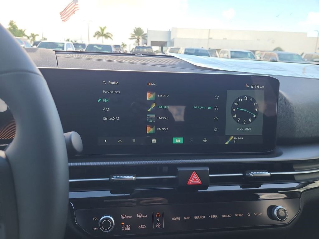 2026 Kia Sportage EX photo 17