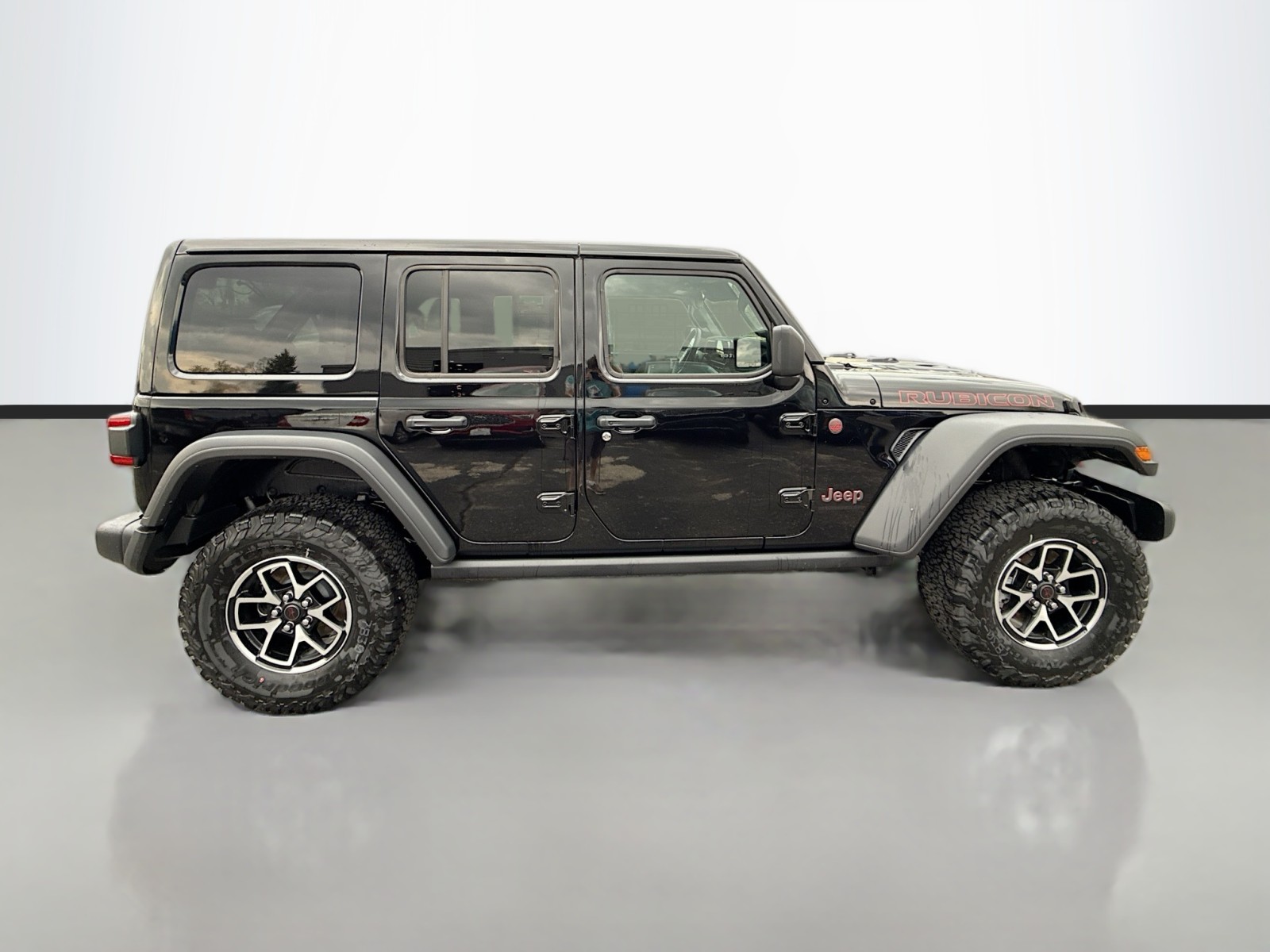 2025 Jeep Wrangler Rubicon photo 4