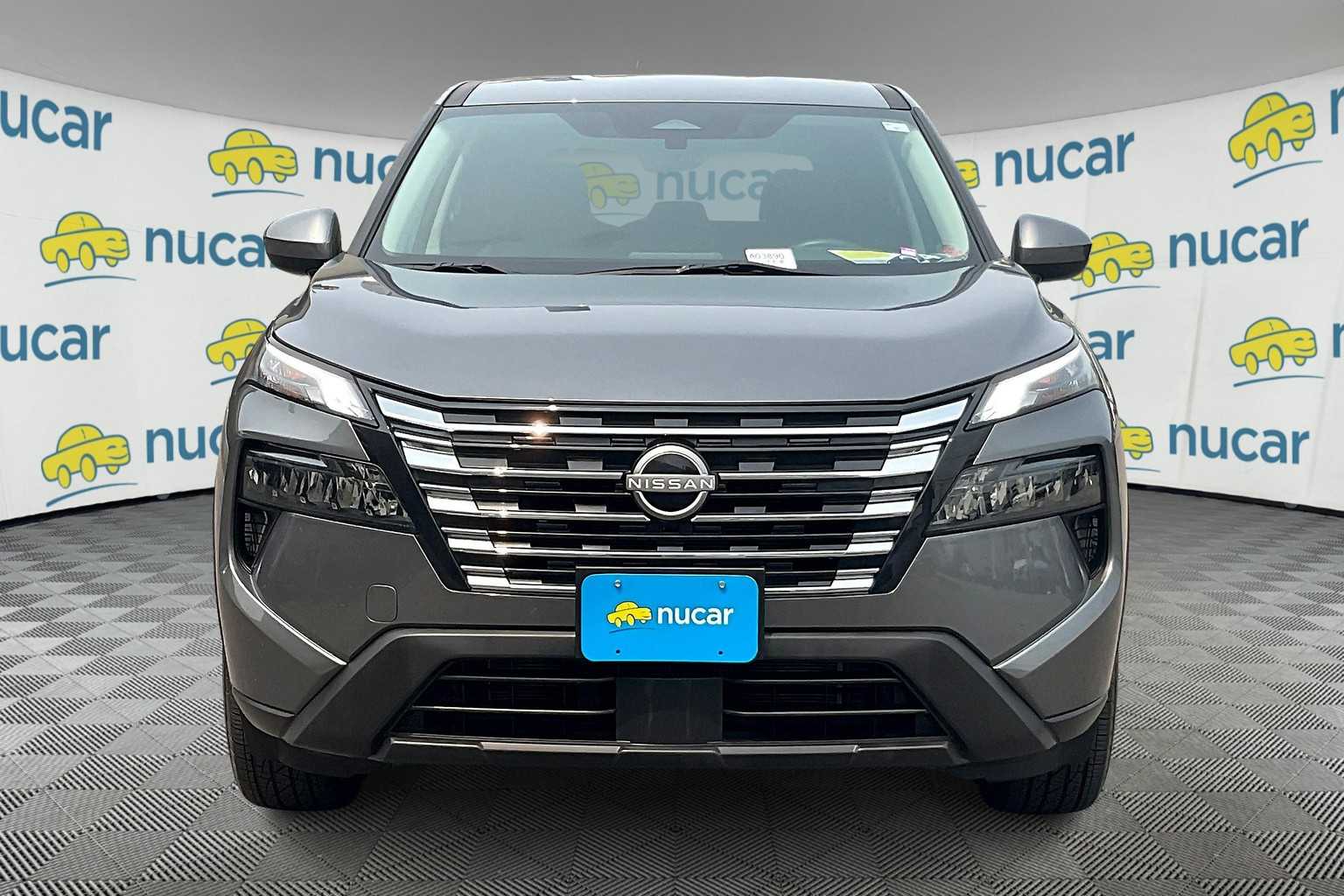2024 Nissan Rogue SV photo 2