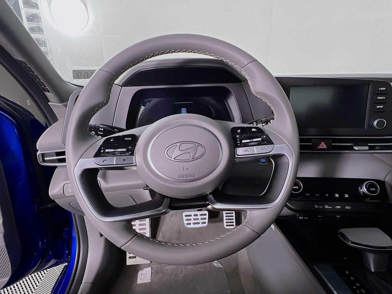 2025 Hyundai Elantra SEL Sport photo 7