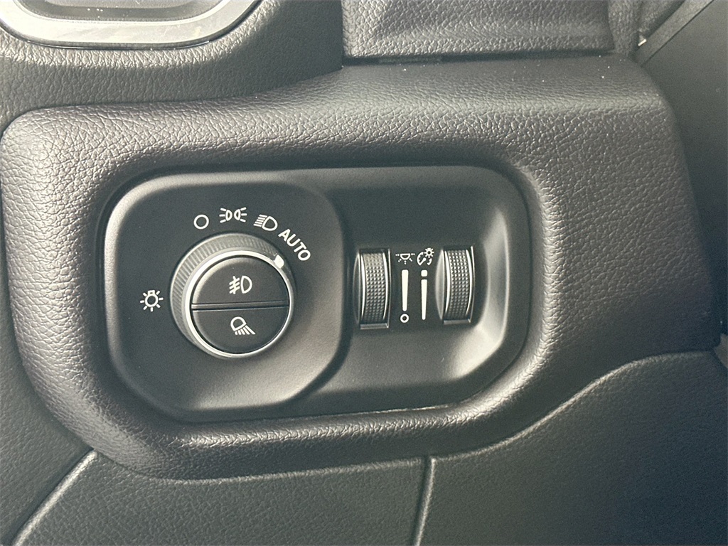 2024 Ram 2500 Laramie photo 10