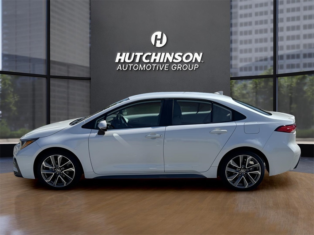 2022 Toyota Corolla SE photo 4