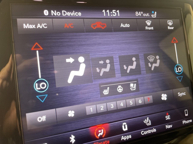 2019 Ram 1500 Laramie photo 28
