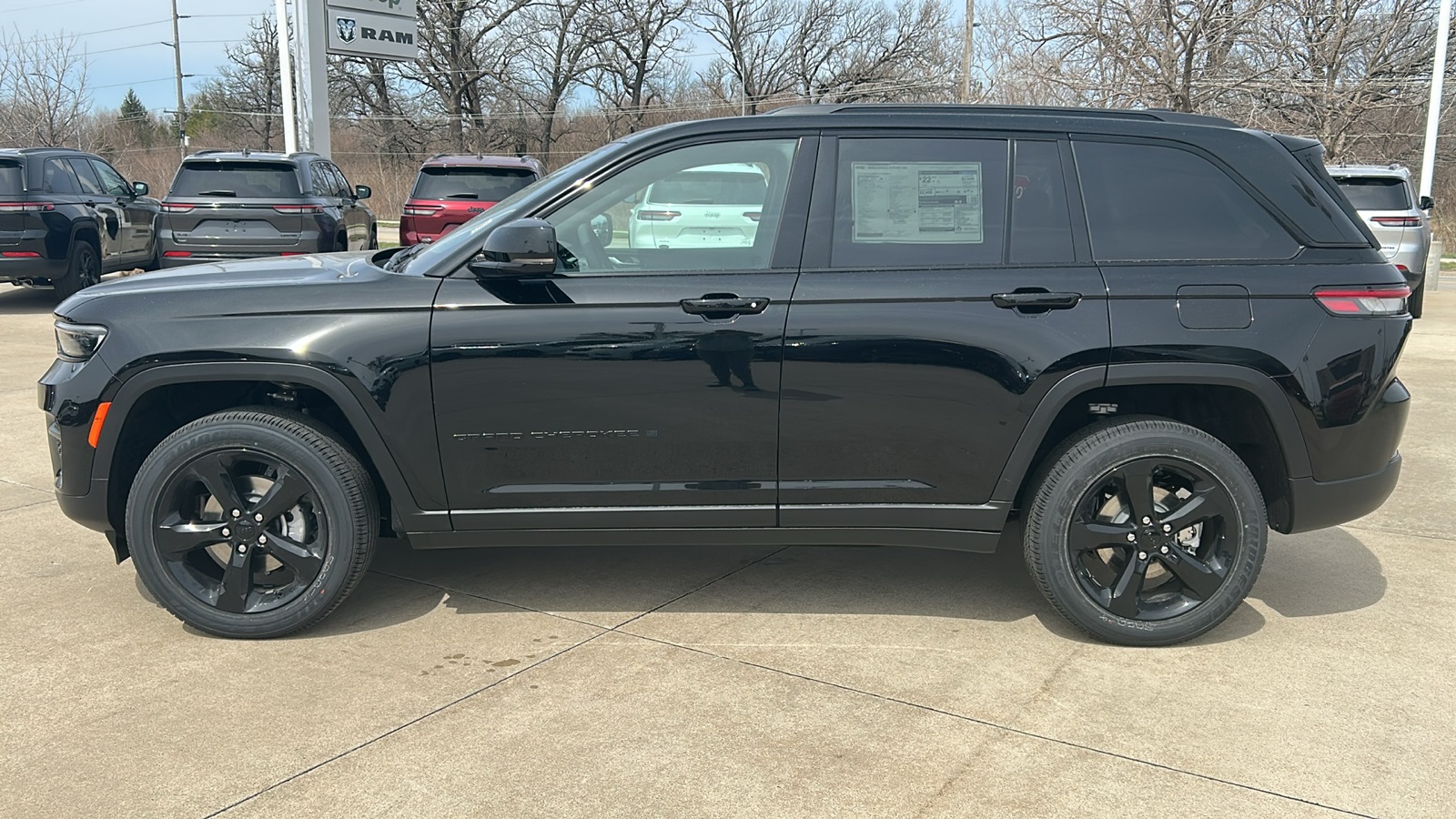 2025 Jeep Grand Cherokee Altitude X photo 6