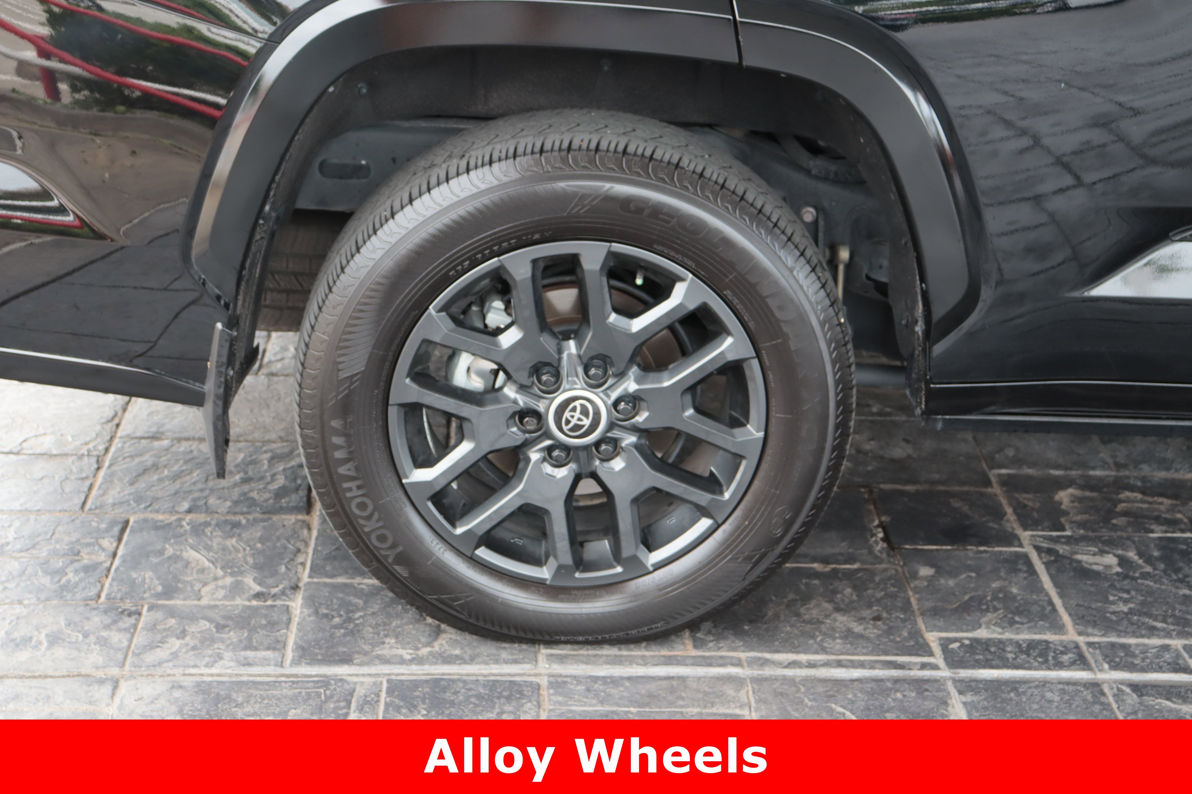 2024 Toyota Sequoia Platinum photo 9
