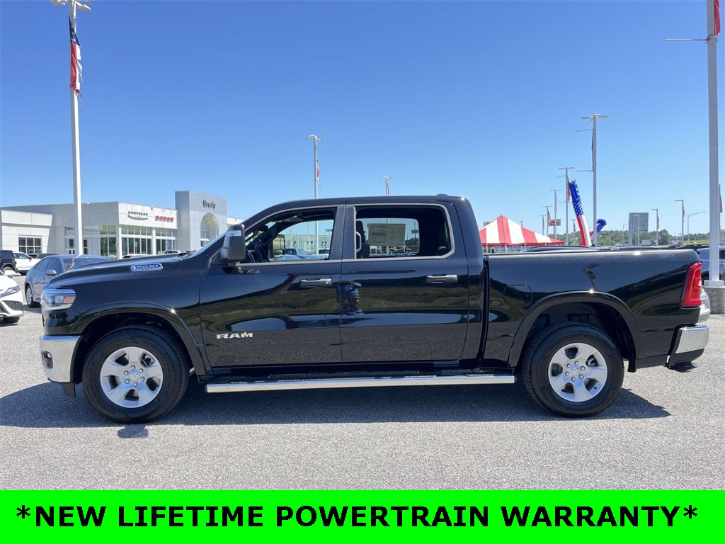 2025 Ram 1500 Big Horn Lone Star photo 3