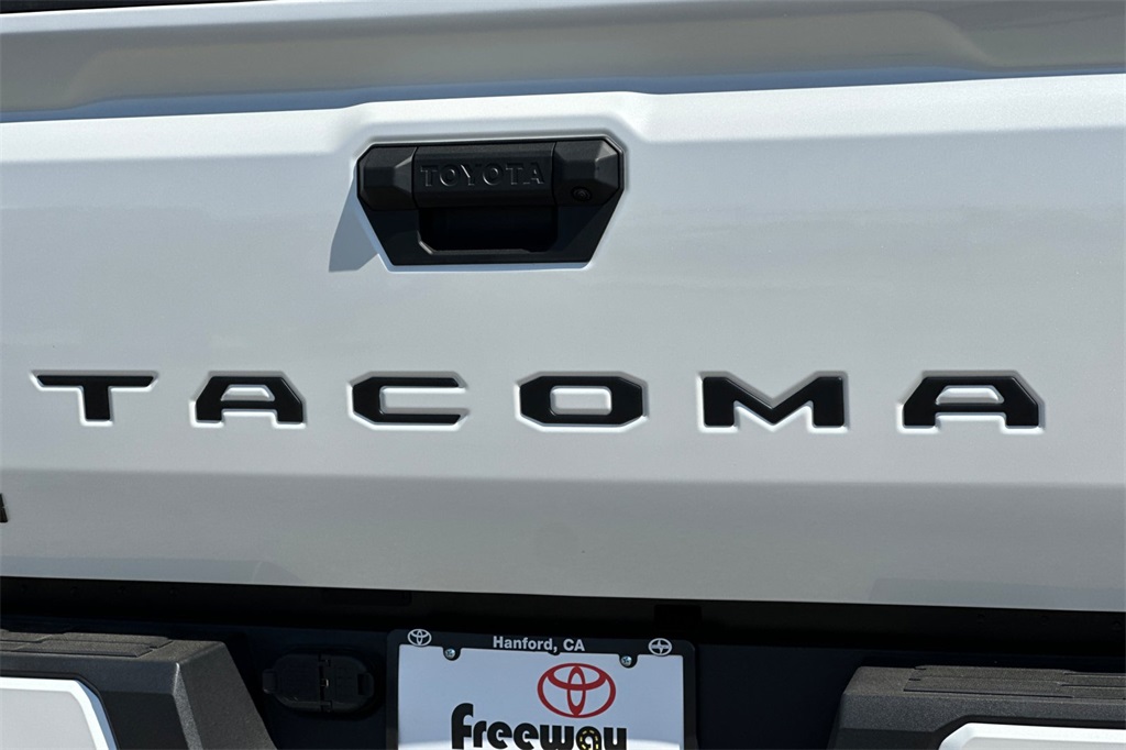 2025 Toyota Tacoma TRD Sport 4x4 Double Cab photo 21