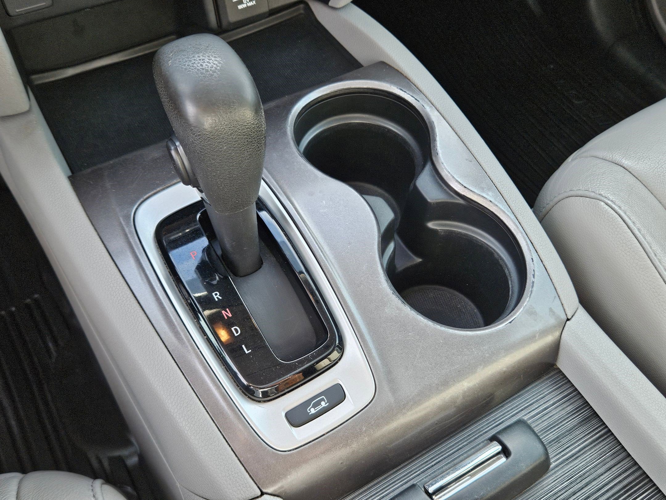 2016 Honda Pilot EX-L photo 24