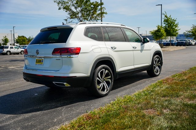 2023 Volkswagen Atlas SEL photo 32