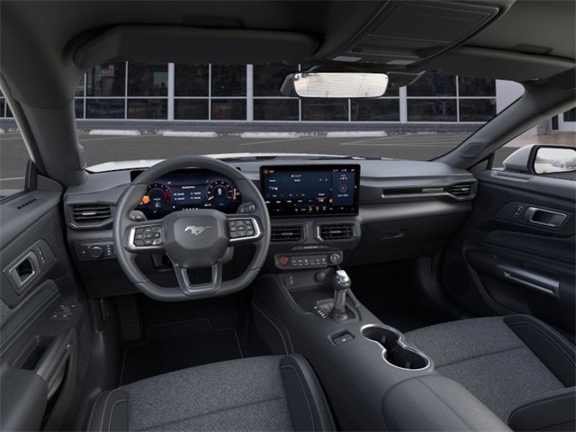 2025 FORD MUSTANG - Image 31