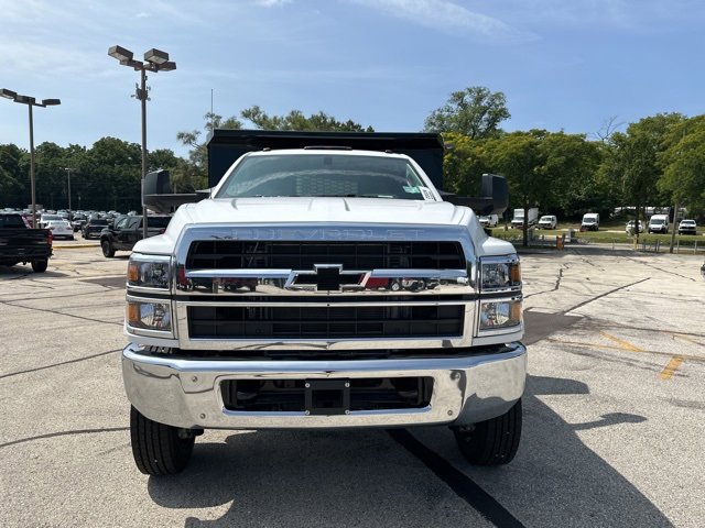 2024 Chevrolet Silverado 5500HD Work Truck photo 3