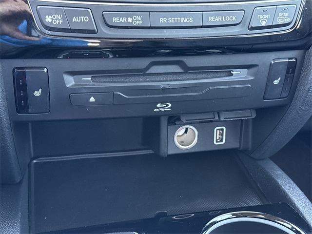 2021 Honda Pilot Touring photo 32