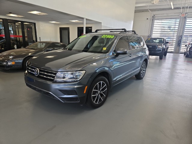 2020 Volkswagen Tiguan SE R-Line Black