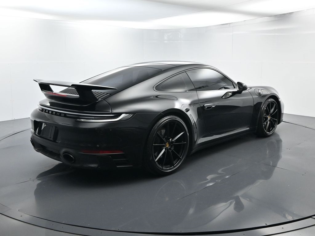 2024 Porsche 911 T photo 13